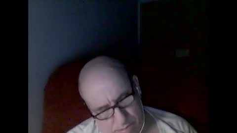 Tom online show from November 21, 1:36 am