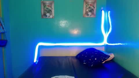 neil_asian69 online show from April 19, 5:30 am