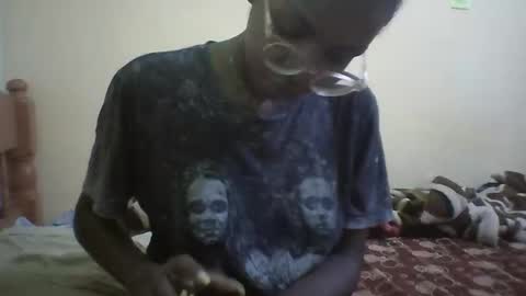 sweet Neila online show from December 8, 1:19 am