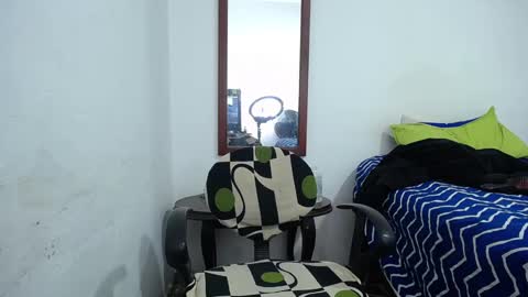 Snapshot of neitan___ chatting on December 15, 8:47 pm neitan___ online show from December 15, 8:47 pm