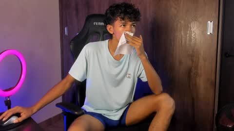 neitan online show from April 3, 1:40 pm