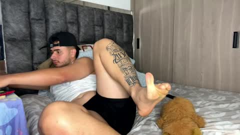 neitham_ online show from March 6, 5:50 am