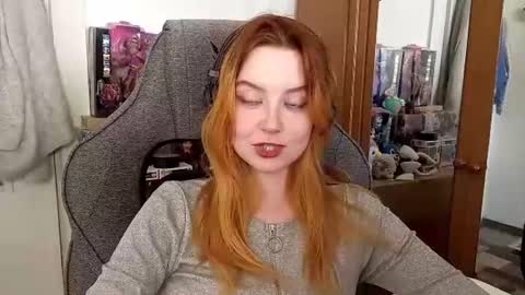 lily online show from June 27, 12:22 pm