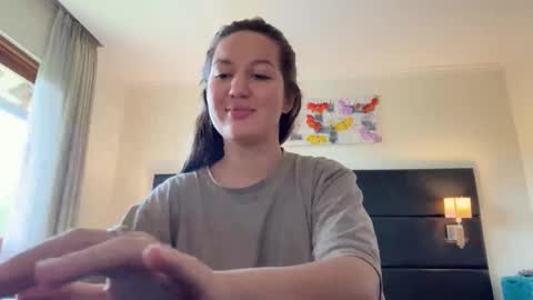 Nelly online show from December 22, 5:47 am