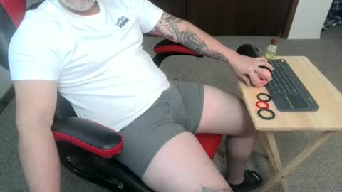 nelsonbucara online show from December 1, 9:06 pm