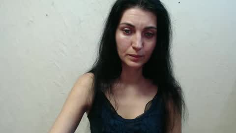 Nensy online show from March 3, 5:09 pm