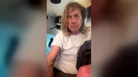 neocrete online show from March 25, 8:48 pm