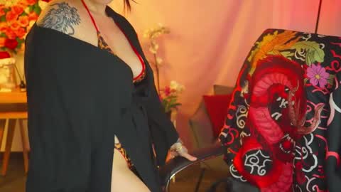 Neo Geisha online show from April 8, 2:53 pm