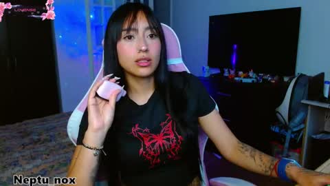 Neptu noxx online show from January 10, 9:53 pm