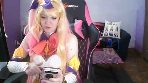 NerdGibbler online show from February 17, 9:00 pm