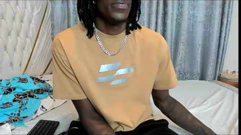 netfux_and_chill online show from July 15, 7:18 pm