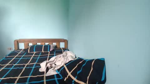 Lucy Pearl online show from September 24, 2:18 am