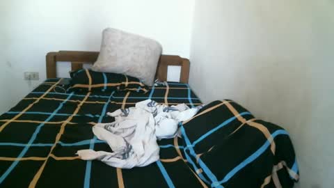 Lucy Pearl online show from March 2, 7:43 am