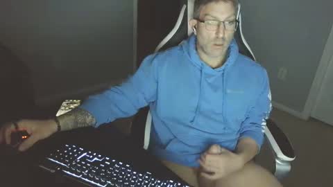 newevo online show from November 27, 12:18 am