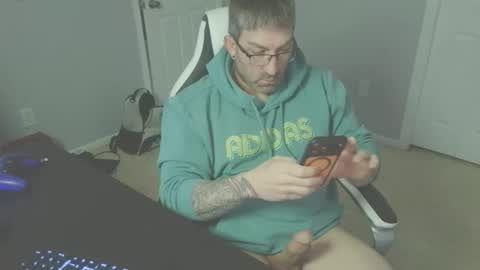 newevo online show from April 21, 2:02 pm