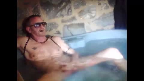 newfun11 online show from November 24, 6:06 pm