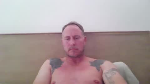 amandandhisgirl online show from September 28, 10:30 pm