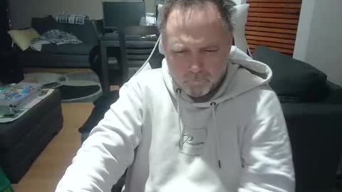 NewWorld online show from November 2, 4:23 am