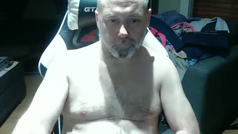 NewWorld online show from December 4, 9:40 pm