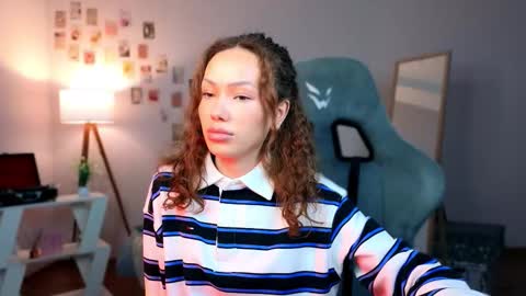 Lilly online show from February 19, 1:43 pm