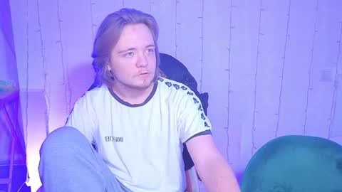 nexxxusme online show from February 20, 12:43 am