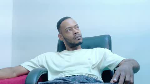 neytanmalcon online show from December 22, 11:22 pm