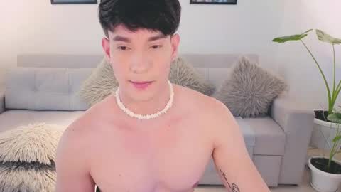 Snapshot of neythan__blaze chatting on September 15, 7:26 pm   online show from September 15, 7:26 pm