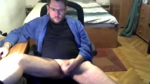 nezoss online show from February 24, 9:12 am