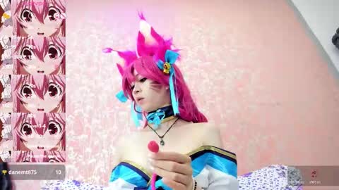 NEZUKO MITSURI online show from October 17, 6:01 pm