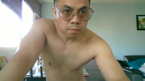 nguyen7788789 online show from June 13, 7:41 am