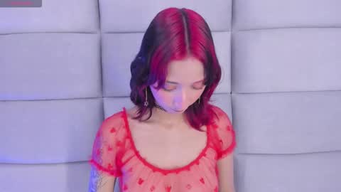 Nia online show from March 3, 12:34 pm