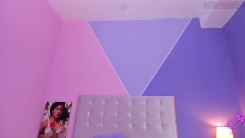 N I A online show from March 10, 8:56 pm