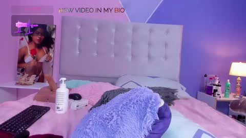 N I A online show from February 28, 2:31 am