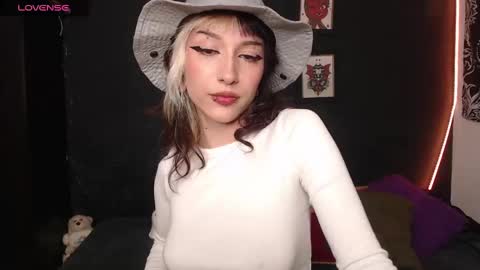 Snapshot of niakat_ chatting on September 16, 1:29 am niakat online show from September 16, 1:29 am