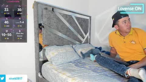 Niall  online show from April 7, 2:57 am