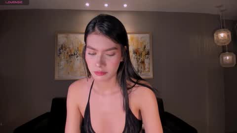 Call me Nia  online show from March 11, 3:09 am