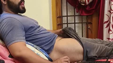 Robin online show from November 1, 11:53 am