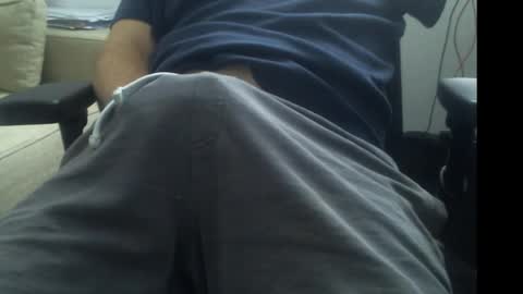 niceeggs0815 online show from October 17, 10:19 am