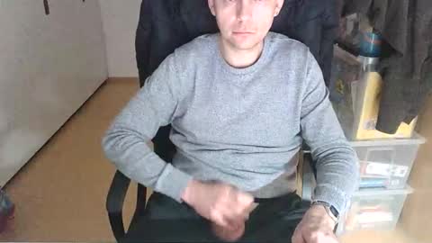 NiceGuyFlo online show from December 16, 2:08 am