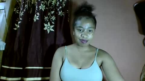 nicelly01 online show from April 25, 6:59 am