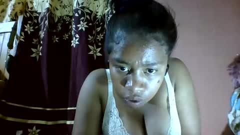 nicelly01 online show from April 9, 12:33 pm