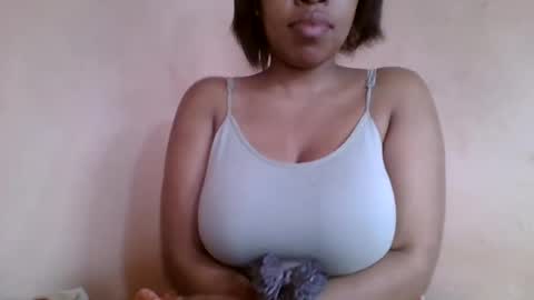 nicelly01 online show from July 12, 9:12 am