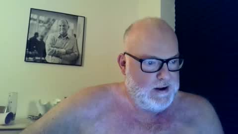 Snapshot of nicexxdane chatting on October 14, 5:21 am nicexxdane online show from October 14, 5:21 am
