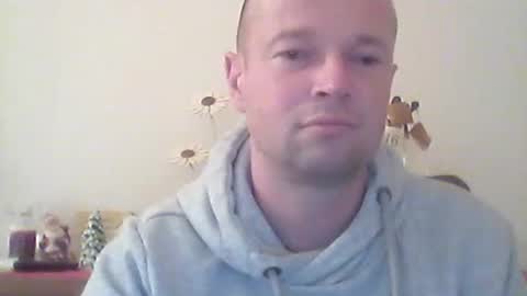 nick1990b online show from January 26, 6:58 pm