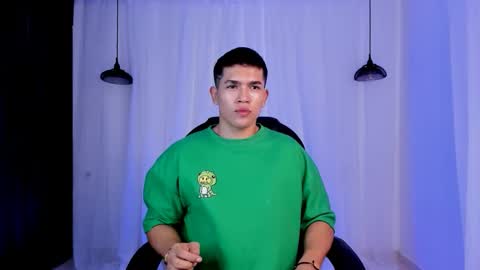 nick fenix online show from April 16, 2:33 am