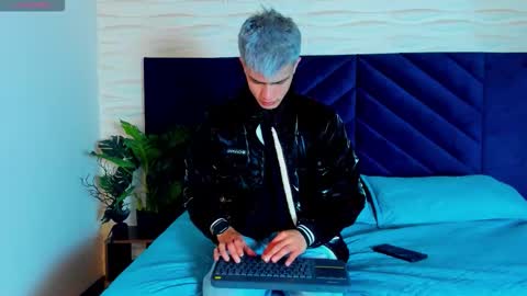 Nick  online show from March 5, 12:25 pm