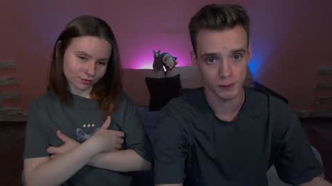 nick and molly online show from December 9, 8:12 pm