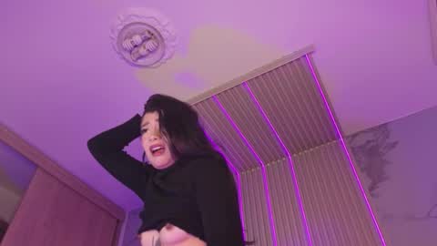 nicky_as online show from December 20, 7:48 am