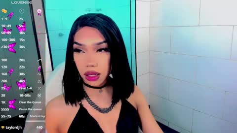 Nicky online show from April 19, 4:13 am