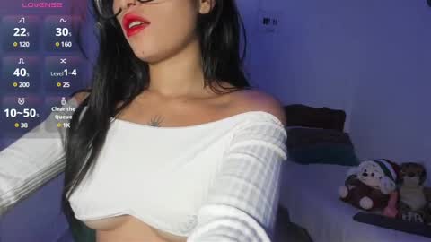 Nicolle online show from February 13, 2:56 am